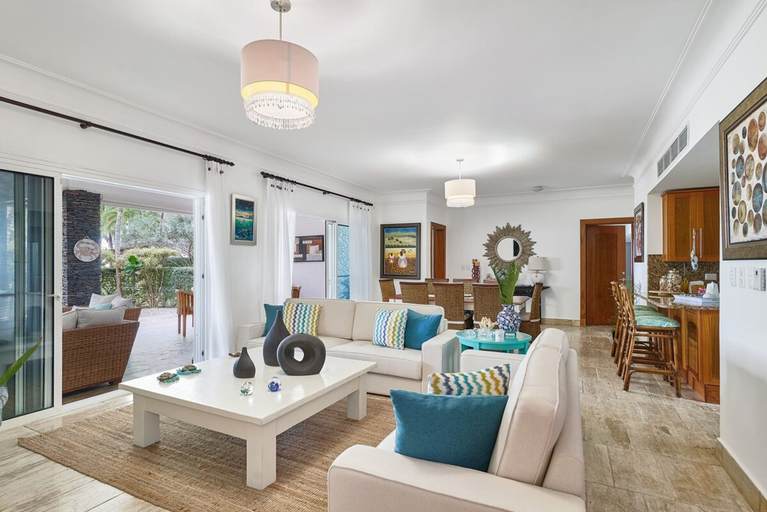 Room 3, 3BR Beach Retreat Terrenas Pool Maid Beachfront, Las Terrenas