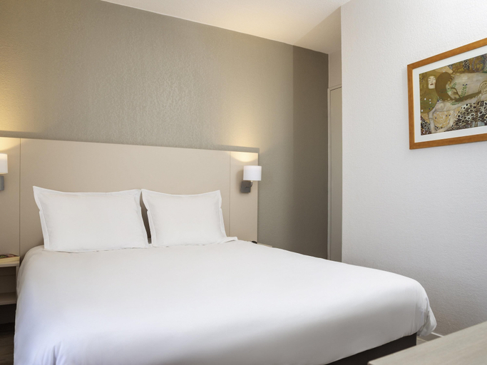 Bedroom 3, Aparthotel Adagio Access Avignon, Vaucluse