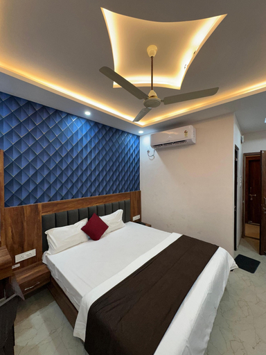 Room 2, Hotel City Rise Gwalior, Gwalior