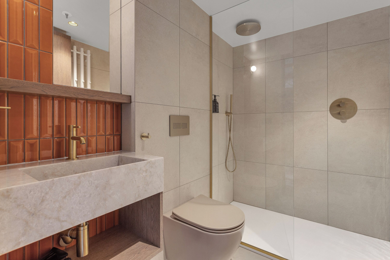 Bathroom 4, Bryggjan Boutique Hotel, Akureyri