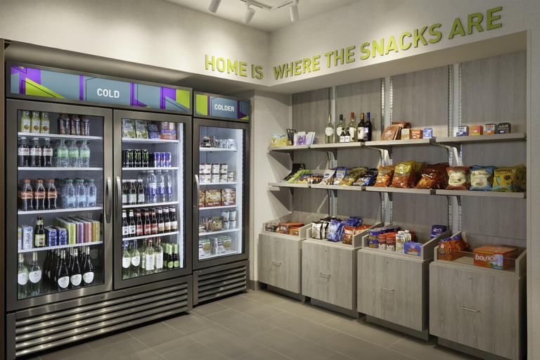 Food & Drinks 5, Home2 Suites By Hilton Stevens Point, Portage
