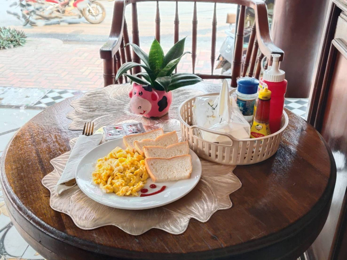 Food & Drinks 5, Sakura Wood House, Luang Prabang