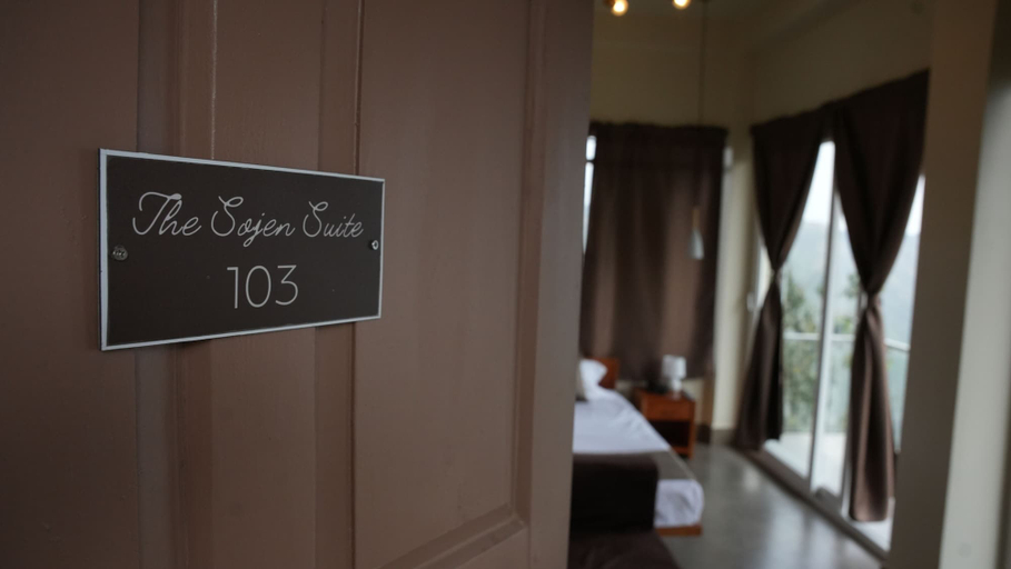 Room 2, Lum-er Masae, East Khasi Hills