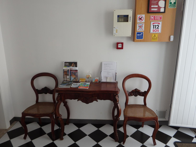 Others 2, El Camino Lodge, Pombal