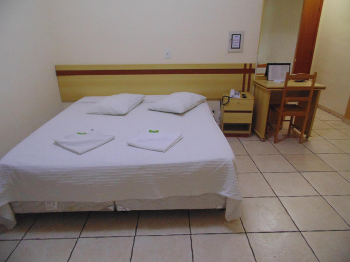 Bedroom 3, Hotel Makarena, Três Corações