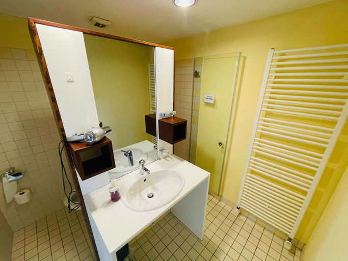 Bathroom 4, Gasthaus Adler Weilheim, Waldshut, Waldshut