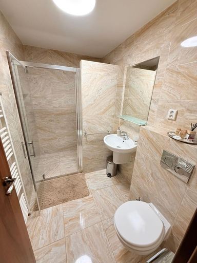 Bathroom 2, Penzion Hoffer, Nitra
