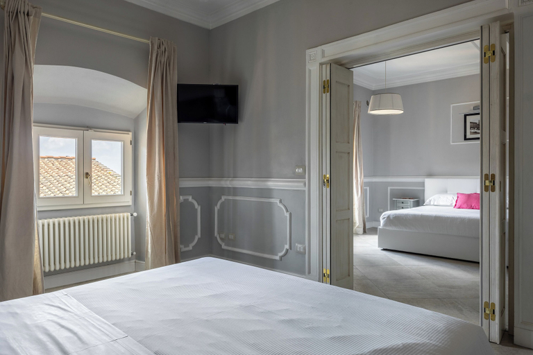 Room 4, Brunelleschi Elegant by MMega, Florence