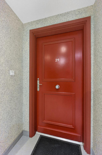 Public Area, 1 chambre - Ascenseur - Balcon - Proche du Palais, Alpes-Maritimes