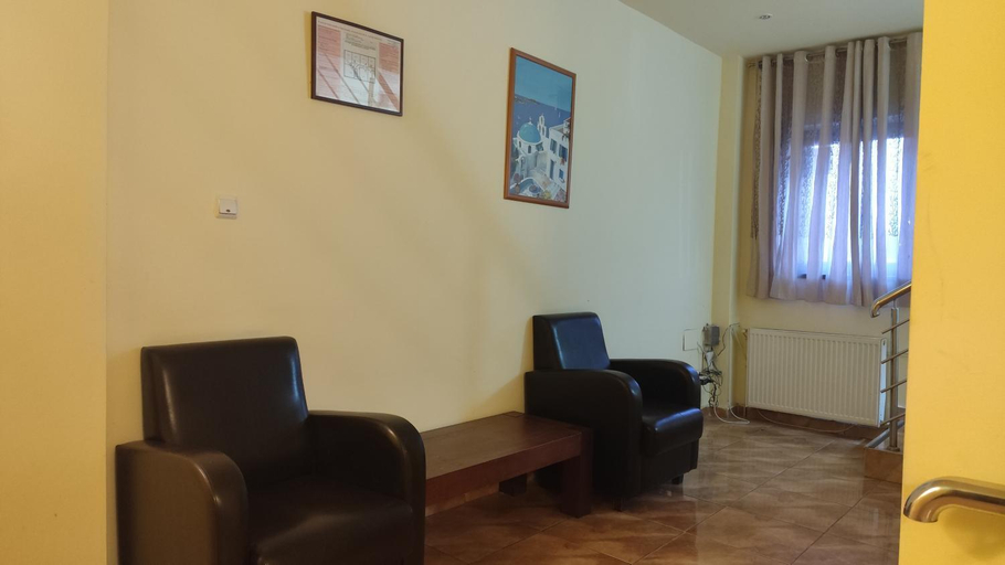 Others 5, Hotel Acropole, Municipiul Bucuresti