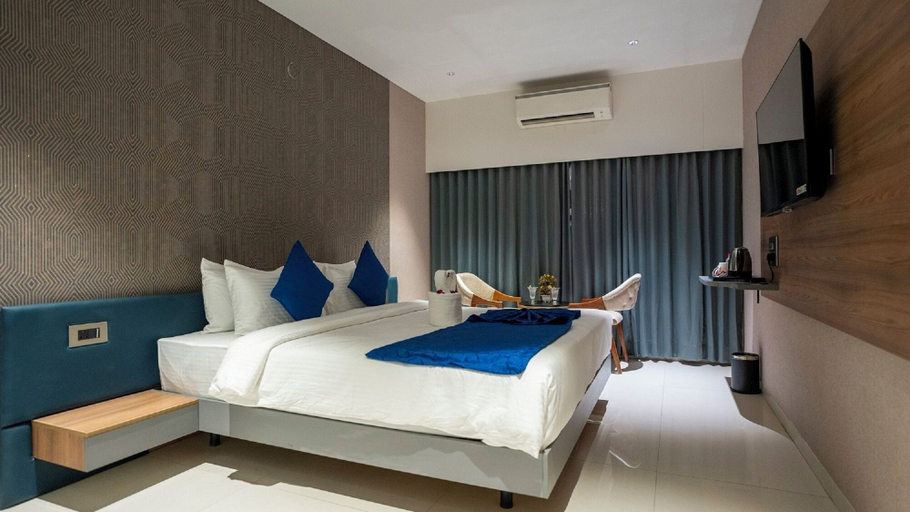 Room 2, The Blues Hotel Golden Glory Rajkot, Rajkot