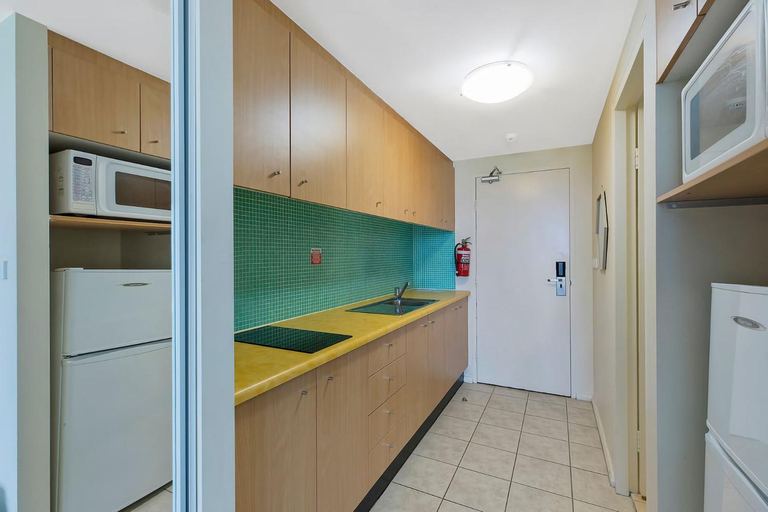 Others 5, The Entrance Waterfront Apartment 621, Wyong - South and West