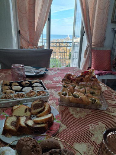 Food & Drinks 5, Sotto Castello Living Room, Foggia