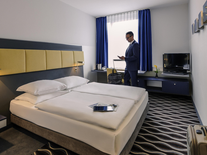 Bedroom 4, Mercure Hotel Frankfurt Eschborn Helfmann-Park, Main-Taunus-Kreis
