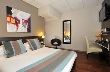 Others 5, B&B HOTEL Perpignan Centre, Pyrénées-Orientales