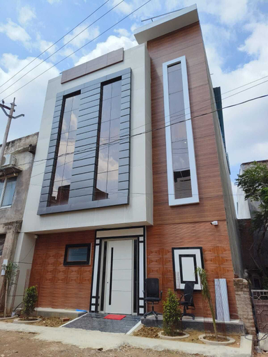 Front of property, Hotel Pravas Inn, Lucknow