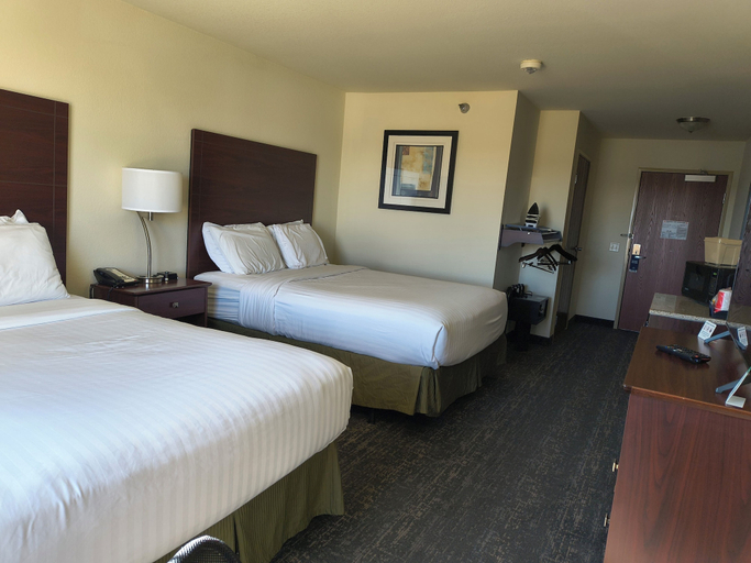 Bedroom 3, Cobblestone Inn & Suites - Eaton, Weld