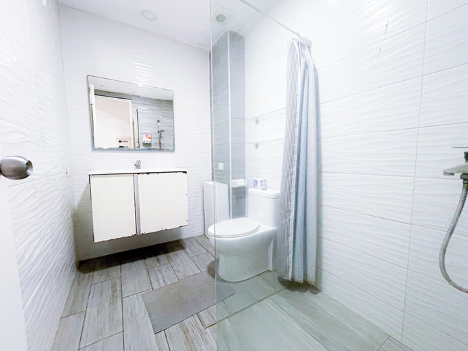 Bathroom 4, DUCASSI SUITES STUDIOS HOTEL BEACH CLUB, Salvaleon de Higuey