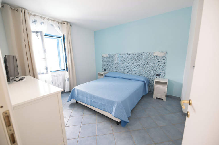 Bedroom 3, Le Calette, Latina
