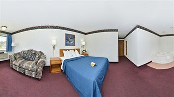Others 5, EverSpring Inn & Suites, Pennington