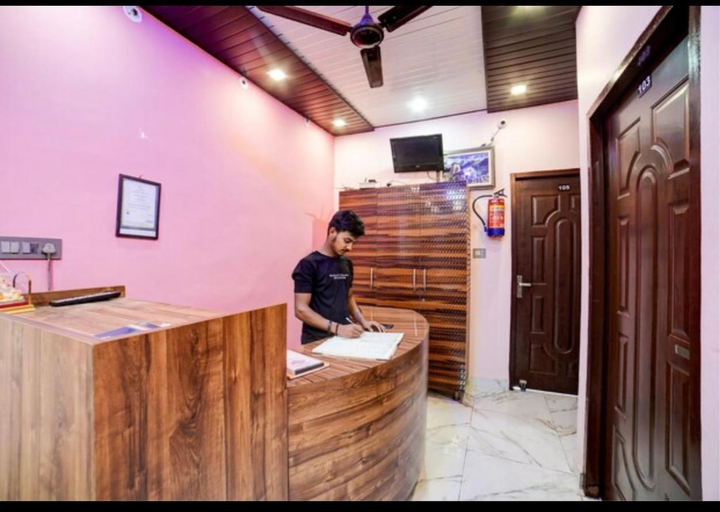 3, GUEST INN BHARAT MART, Nainital