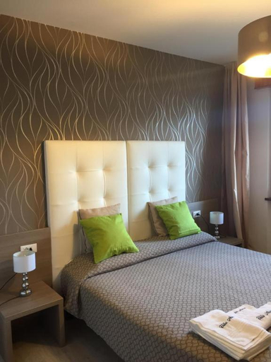 Bedroom 2, Villa Arianna Panoramic Apartments, Verona