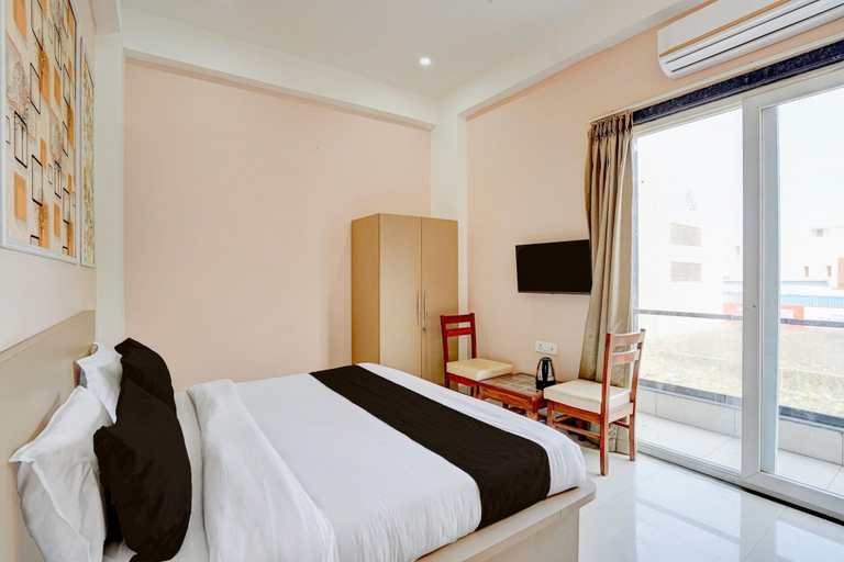 Room 4, Collection O Zeta I Noida, Gautam Buddha Nagar