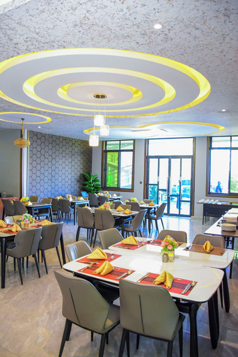Restaurant 4, SANAAN HOTEL DODOMA, Dodoma Urban