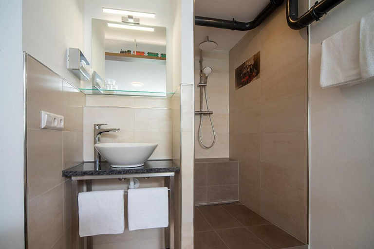 Bathroom 4, Ringhotel Mohren, Biberach