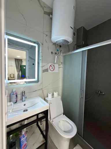 Bathroom 2, Unik Family Only Apartments, Prizren
