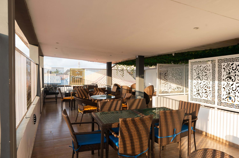 Food & Drinks 4, Goddis Apartments Ajah, Eti-Osa