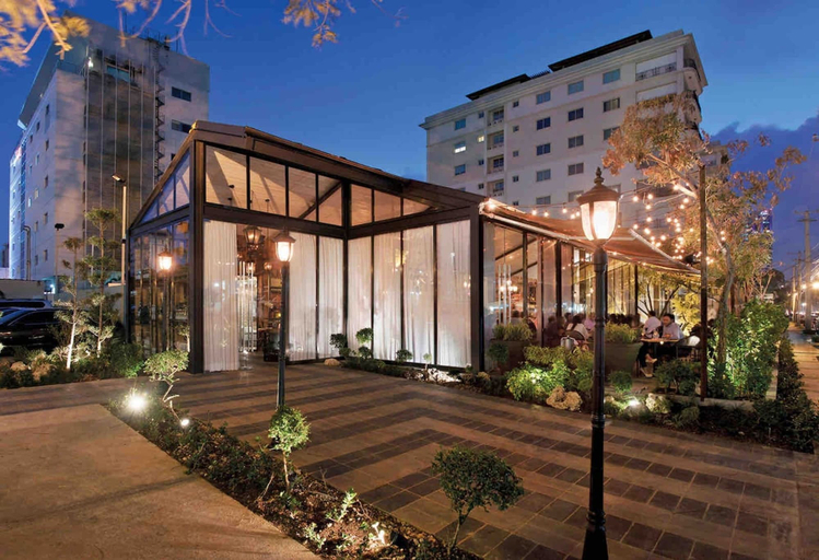 Room 3, LUX Arpel Experience Downtownsd Pool Gym, Distrito Nacional