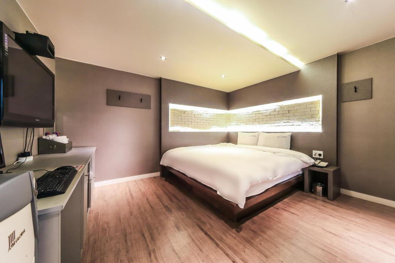 Bedroom 4, Busan Jaesong-dong Hotel ro, Haeundae