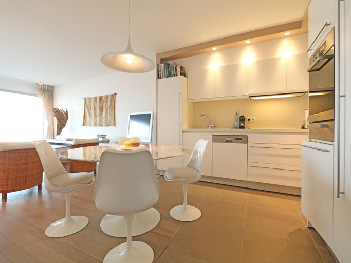 Facilities 3, Apartment in Het Zoute With Sea Views, West-Vlaanderen