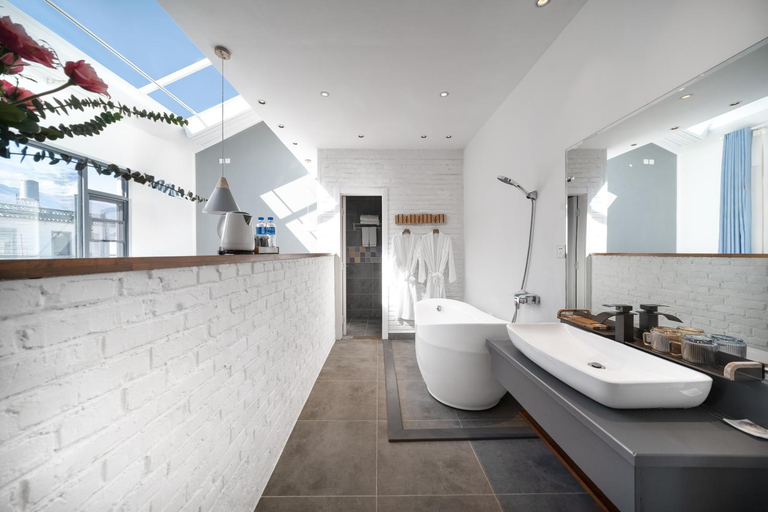Bathroom 2, 叁三民宿, Dali Bai