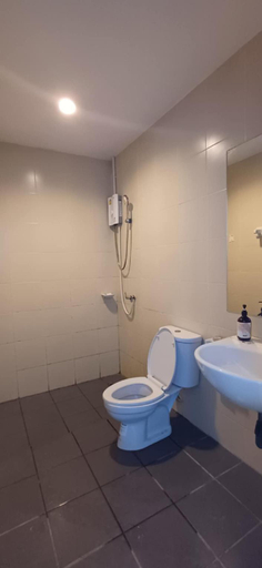 Bathroom, Burmese Corner, Takua Pa