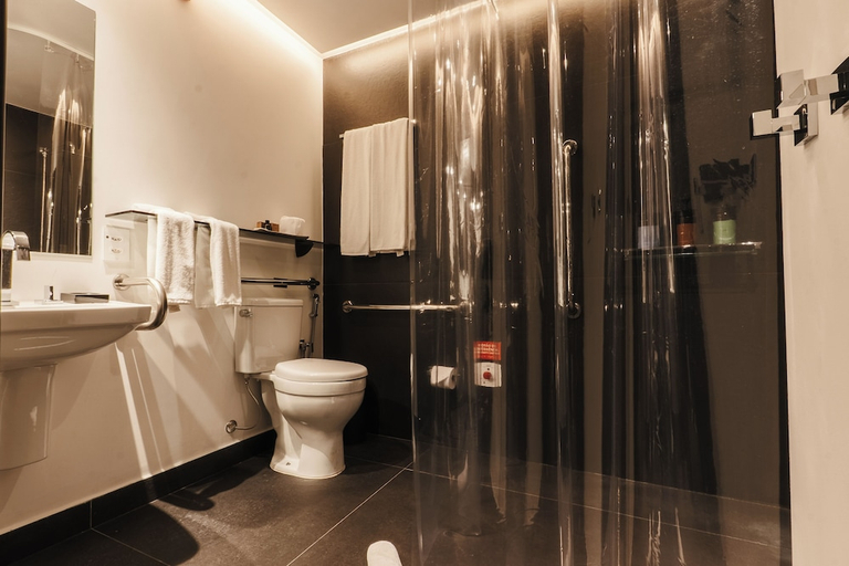 Bathroom 5, Qoya Hotel Sao Paulo Curio Collection By Hilton, São Paulo