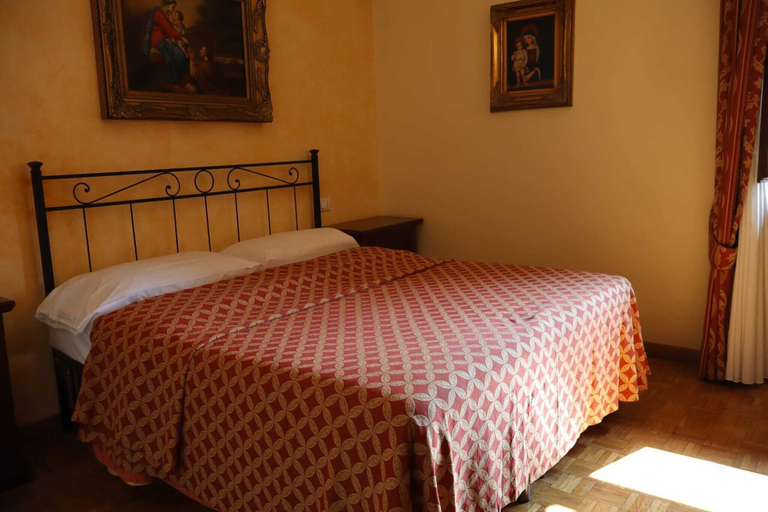 Bedroom 3, La Vecchia Fattoria, Ancona