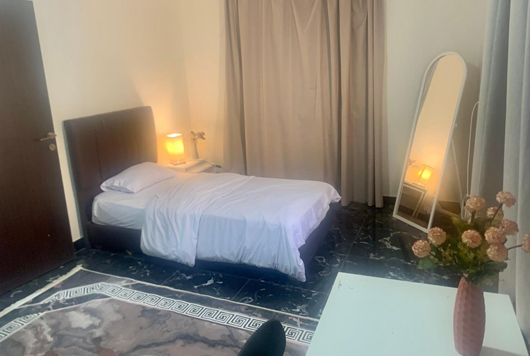 Bedroom 2, Comfort Suite Near Triumph Luxury Hotel, New Cairo City