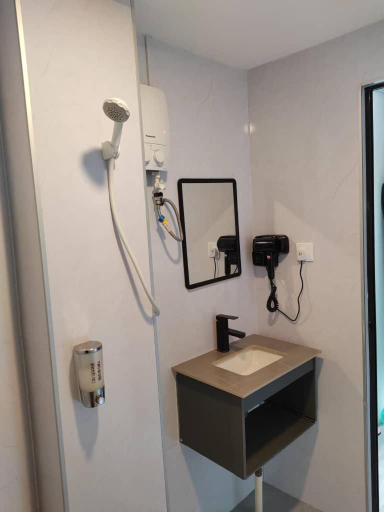 Bathroom 5, Hi Inn Miri, Miri