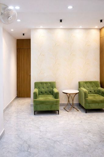 Others 5, Hotel Groves, Ranchi