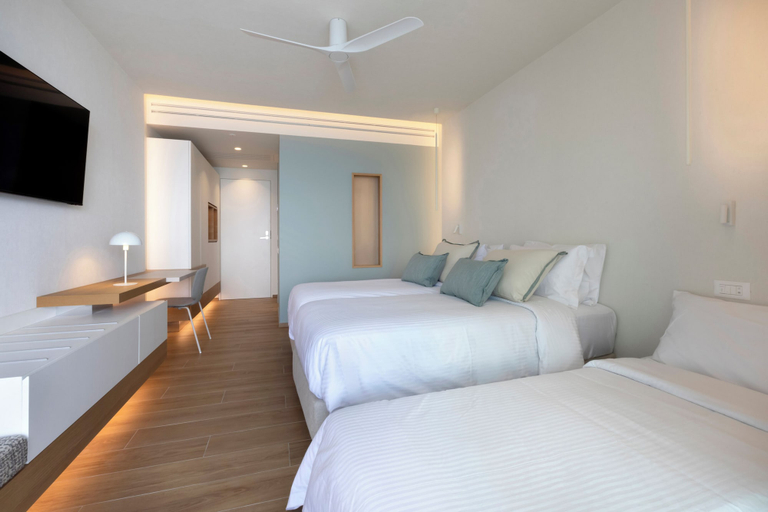 Bedroom 3, Mirage Chalkida City Resort, Central Greece