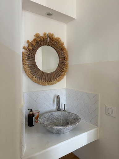 Bathroom, LaFrenchCasa Canebiere, Bouches-du-Rhône