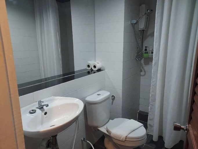 Bathroom 3, Taris Art Hotel Phrae, Muang Phrae