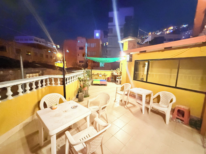 Food & Drinks 4, Casa de huespedes La Casa Bonita, Pedro Domingo Murillo