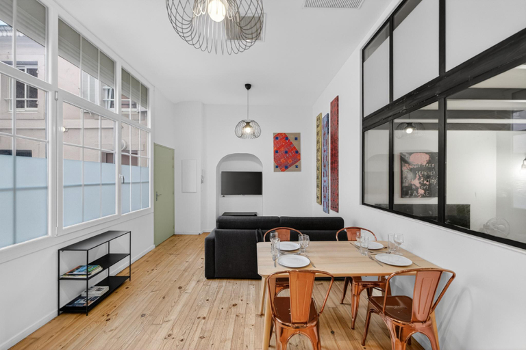 Others 5, Résidence Clémenceau - 3 appartements de 2 à 12 pax, Alpes-Maritimes