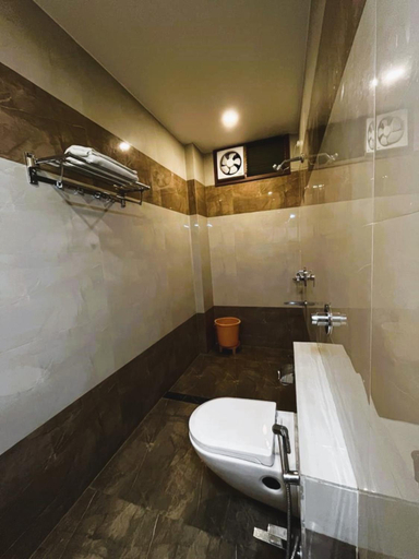 Bathroom 3, Shri Sai Hotel Azamgarh, Azamgarh