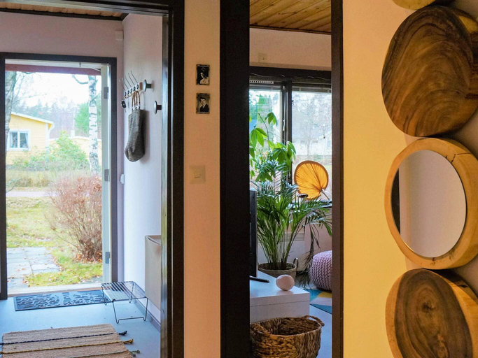 Others 4, Charming Summer Cottage with Sauna-By Traum, Tibro