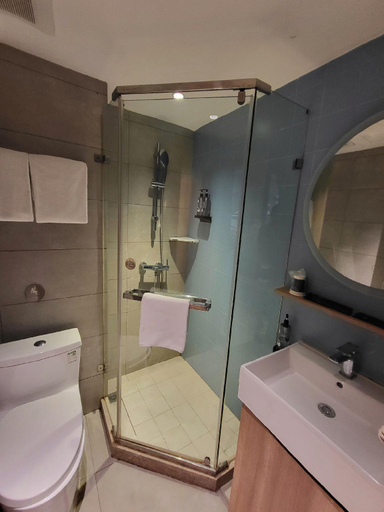 Bathroom 3, Home Inn Neo Harbin Jiangbei University Town North Station, Harbin