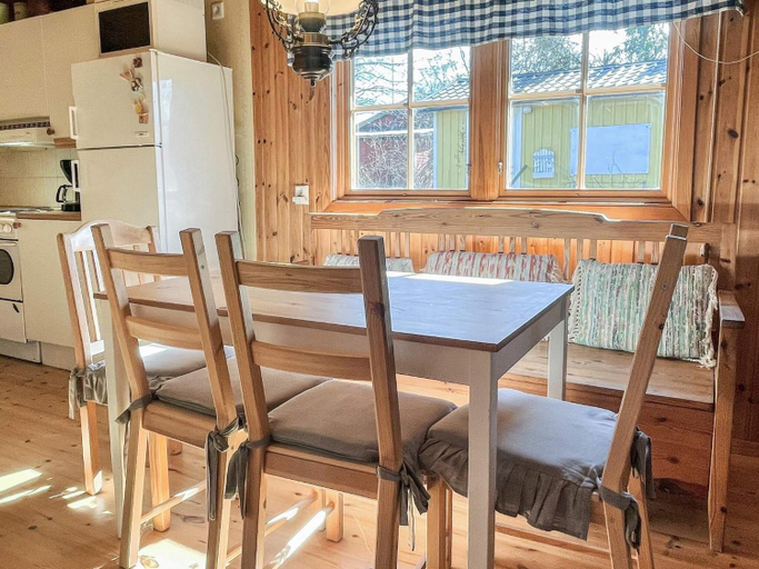 Others 3, person holiday home in BORGHOLM, Borgholm